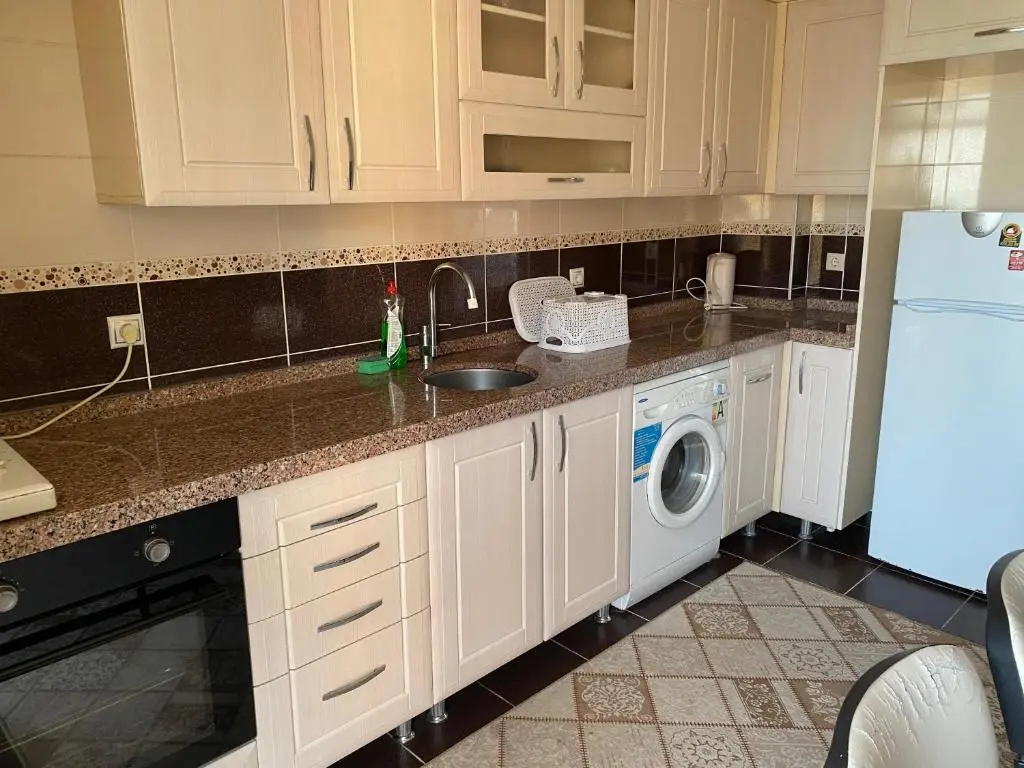 2 Bedrooms Apartment