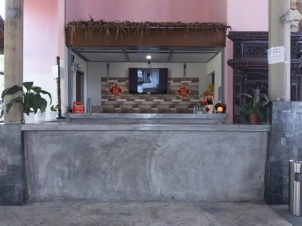 OYO 90297 Ivory Hotel & Resort