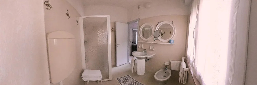 Comfort Quadruple room