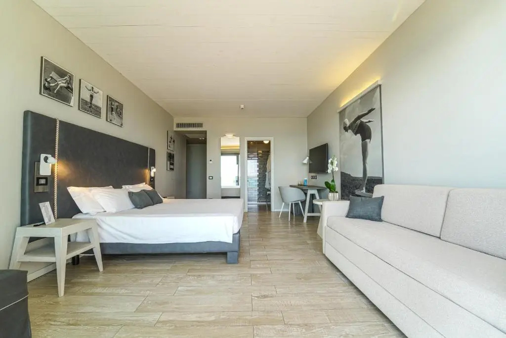 Standard Family room with partial sea view