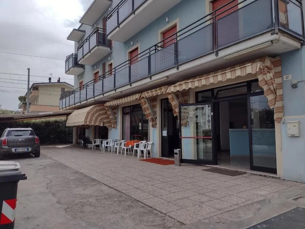 Hotel photo 9