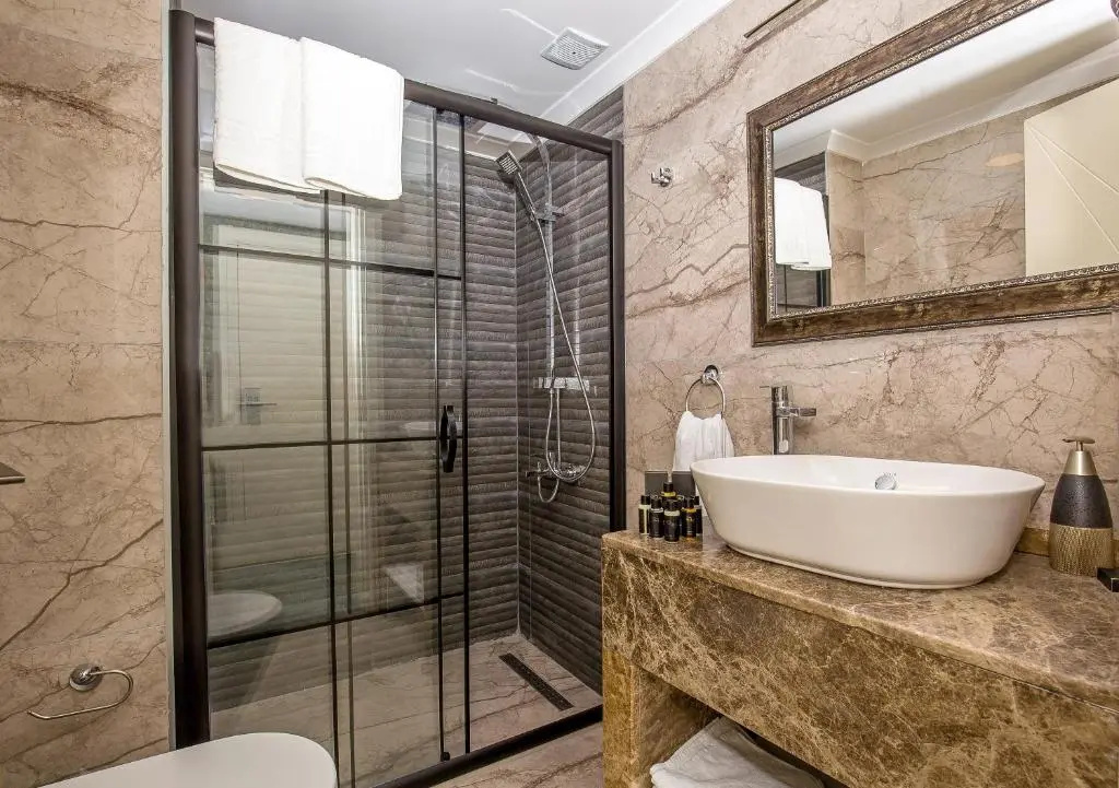 Economy Double room (full double bed)