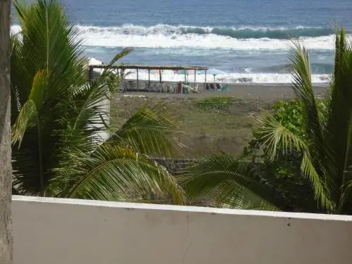 Beach & Waterfront
