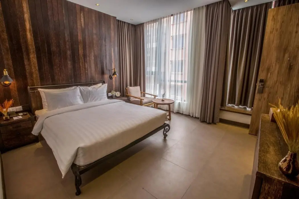 Superior Double room (full double bed)