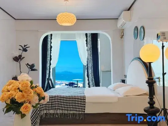 Standard Double room with view (full double bed)