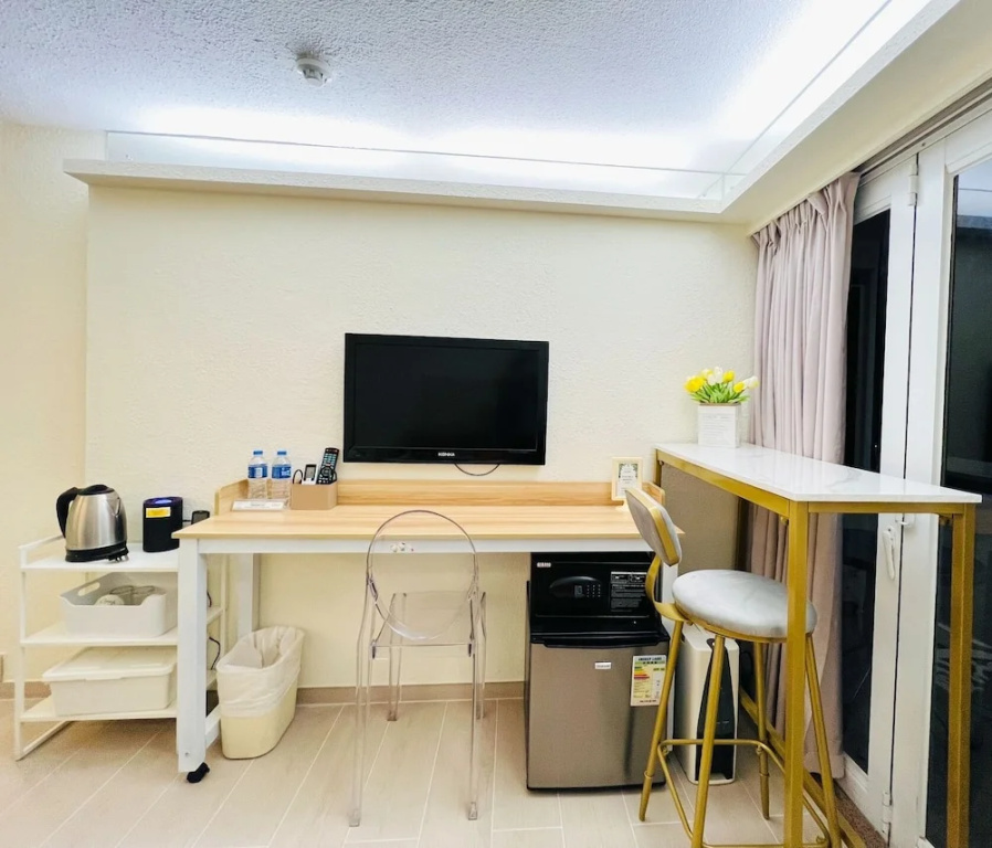 Executive room with balcony