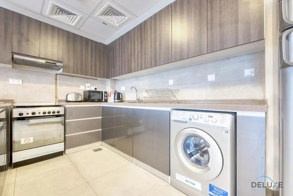 Splendid 2BR in Victoria Residency Al Furjan by Deluxe Holiday Homes - Général