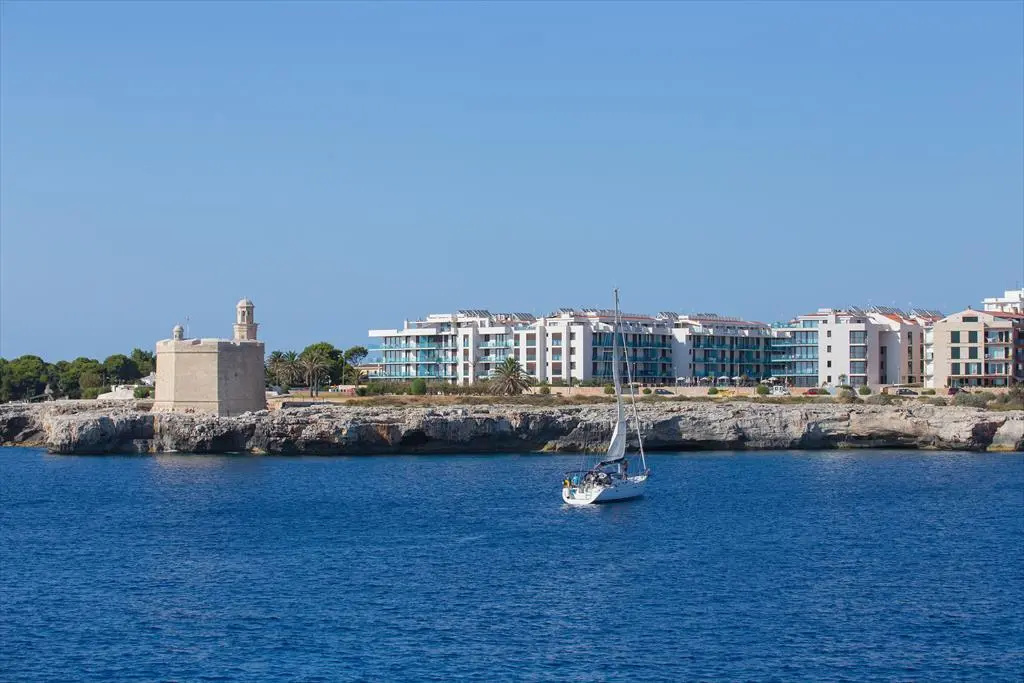 Beach & Waterfront