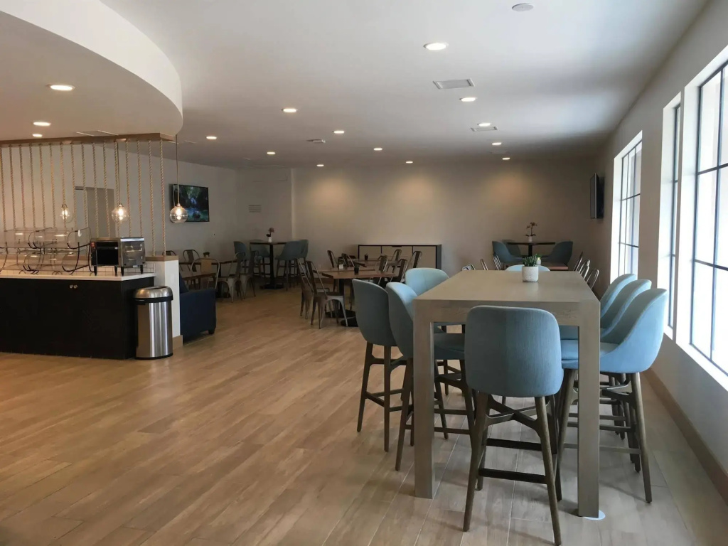 Beachside Inn - Général