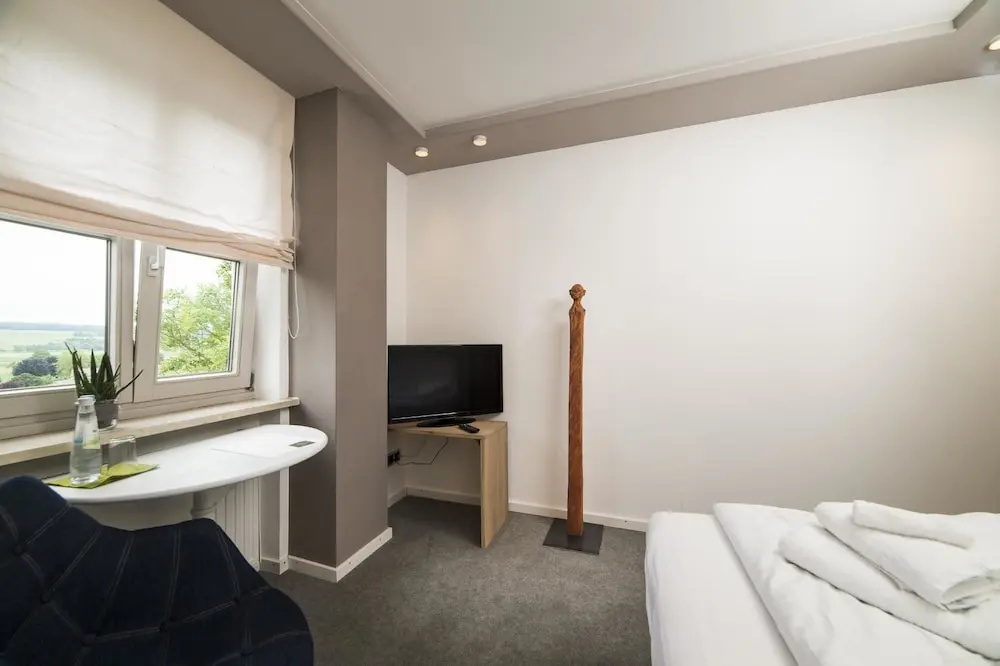 Standard Single room (single bed)