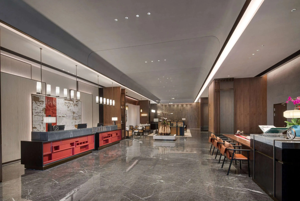 Lobby & Reception