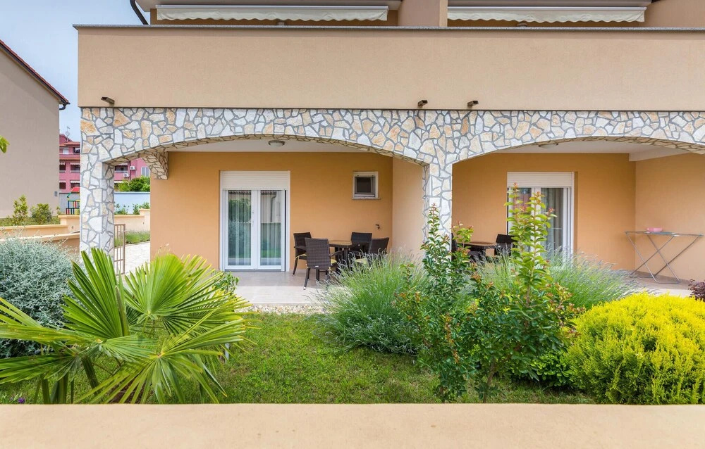 Awesome Home in Vodnjan With 4 Bedrooms, Wifi and Outdoor Swimming Pool