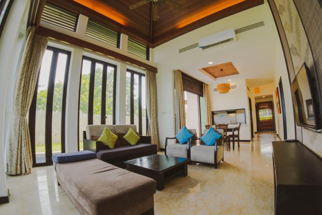 Borneo Beach Villas