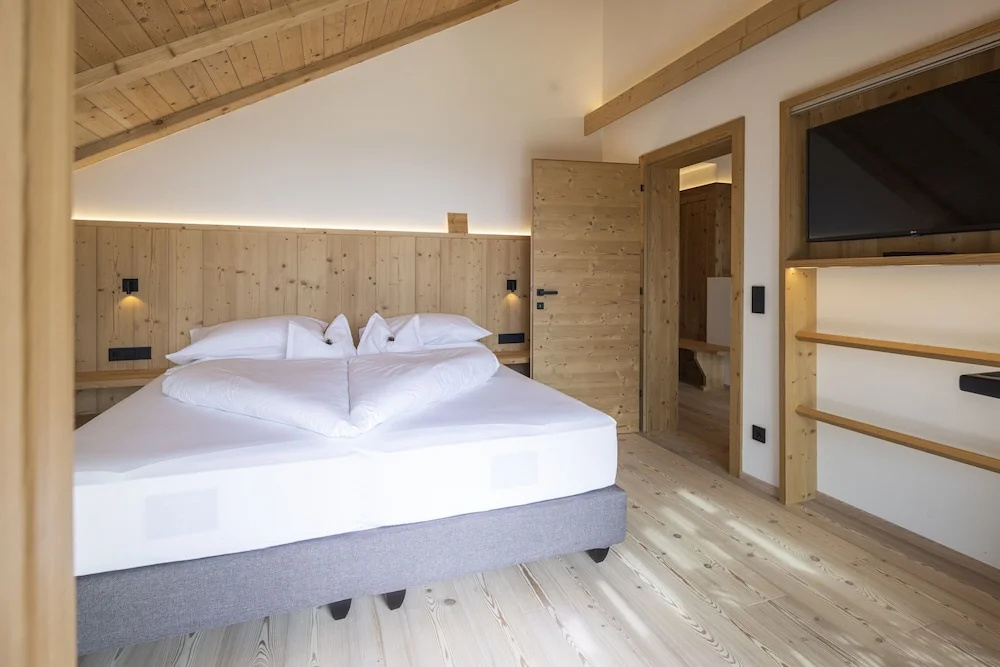 Premium Suite with balcony