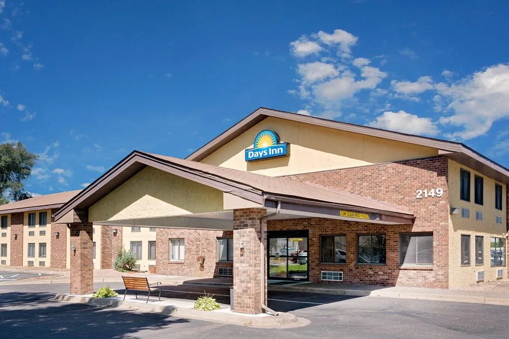 Days Inn By Wyndham Mounds View Twin Cities North