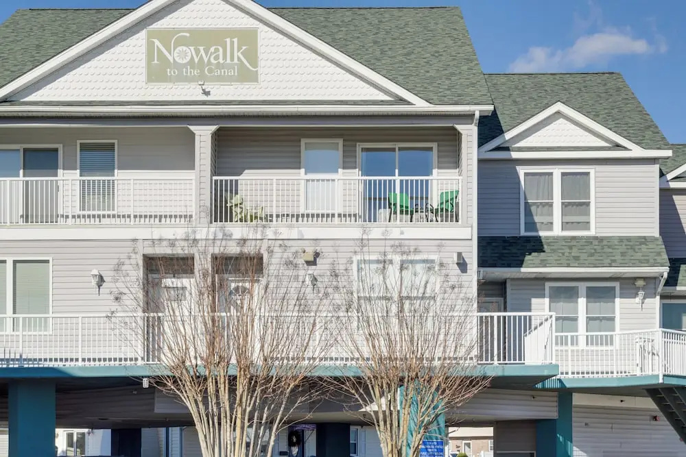 1 Mi to Beach: Bayside Townhome in Ocean City!