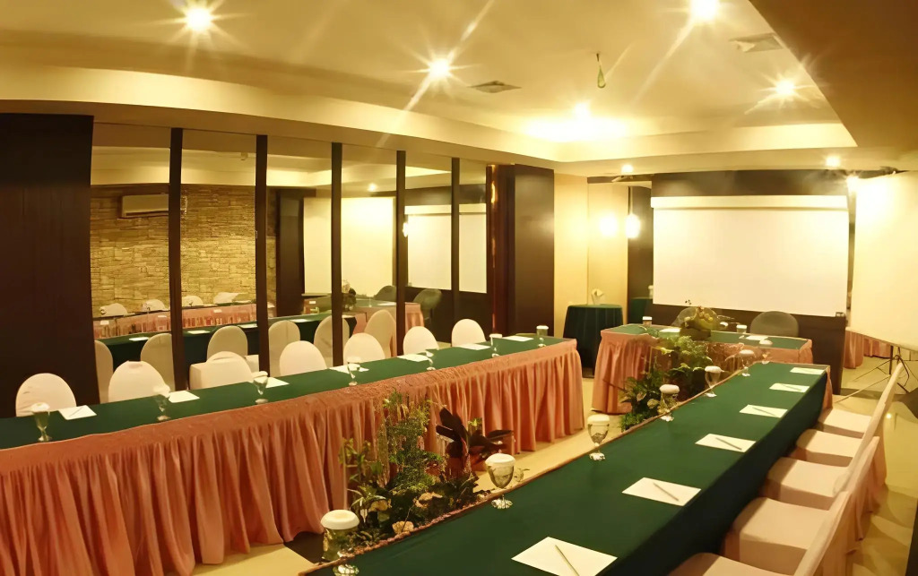 Hotel Banjarmasin International - фото 16