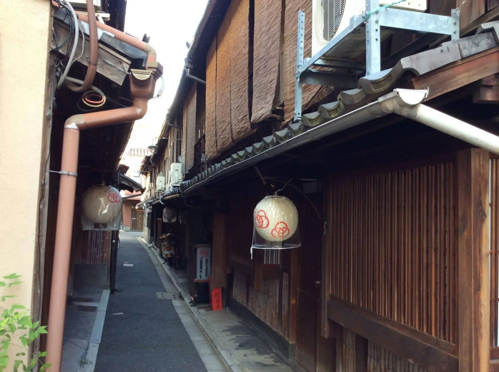 TANAKA-ya
