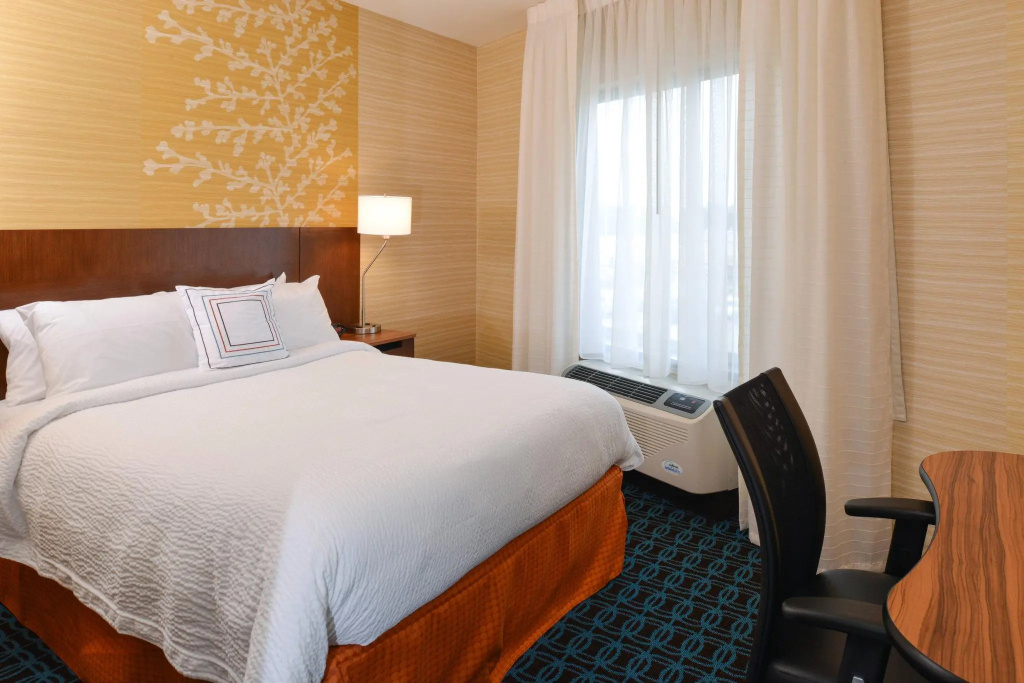 Fairfield Inn & Suites by Marriott Santa Cruz, CA - Chambres