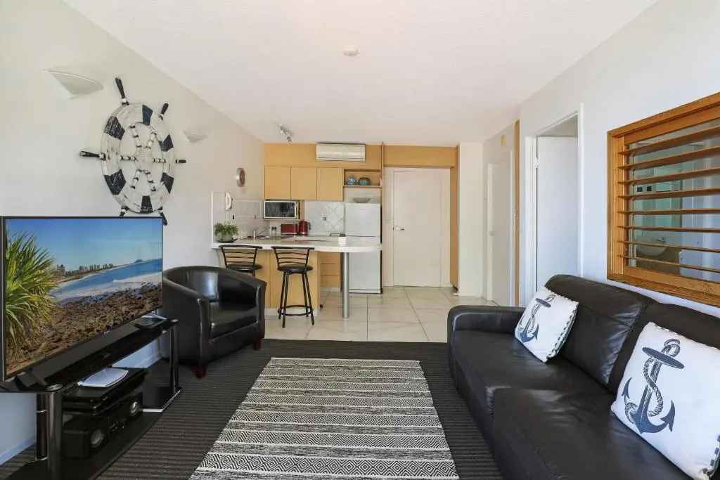 Double Suite (full double bed)
