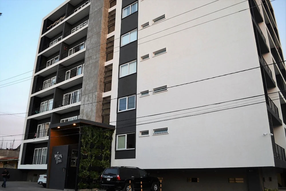 Condo Niza 266 by MDR