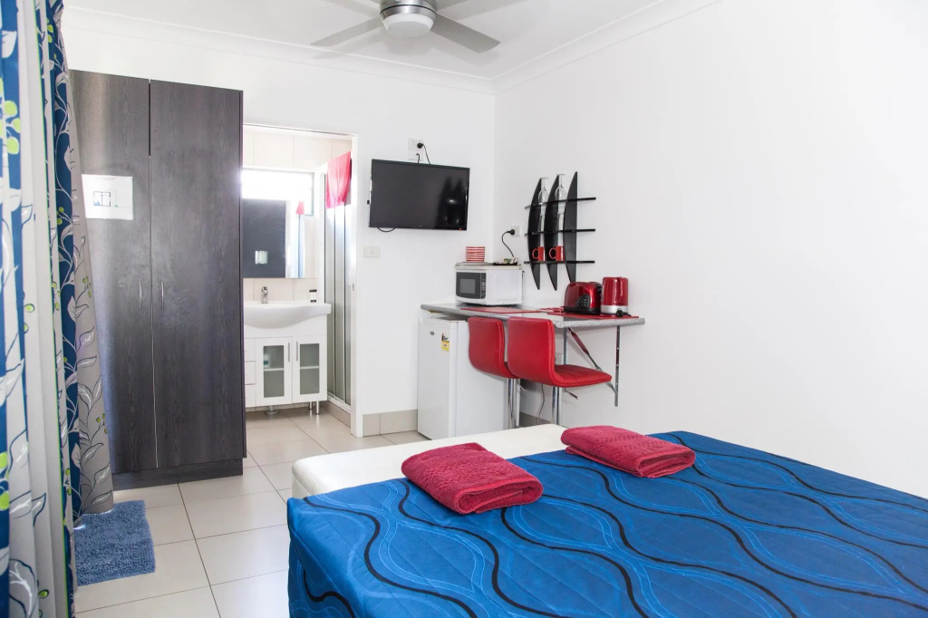 Standard Double room (full double bed)