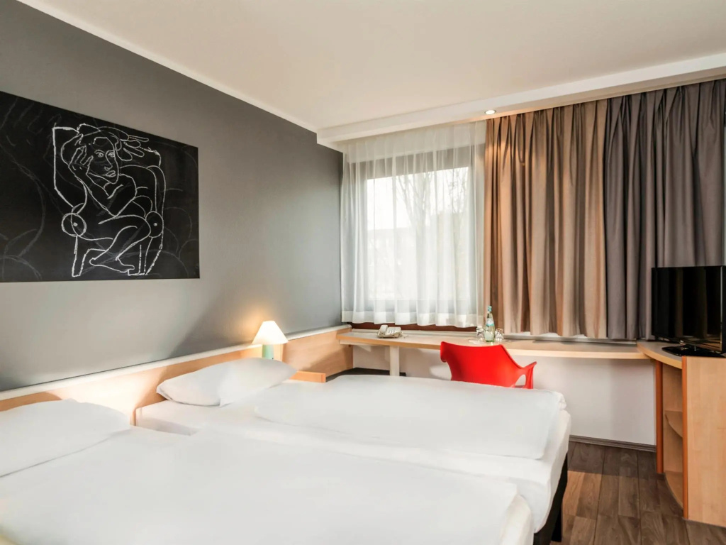 Standard Double room (twin beds)