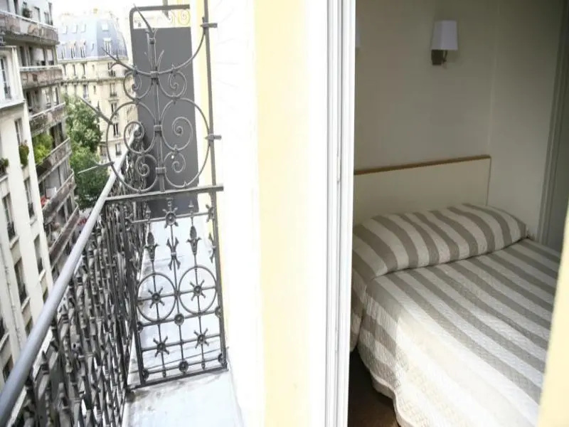 Standard Single room with balcony