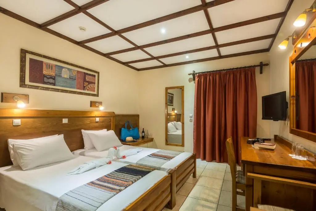 Standard Double room (full double bed)