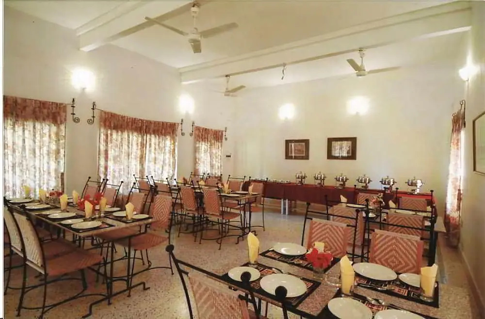 Hotel photo 12