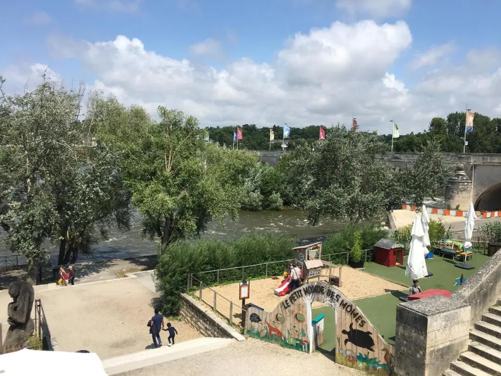Voir la photo 4 — Appartement calme,lumineux ,coeur culturel deTOURS