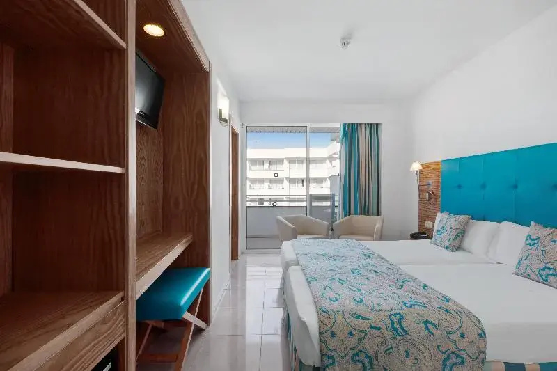 Alua Gran Camp de Mar - Chambres