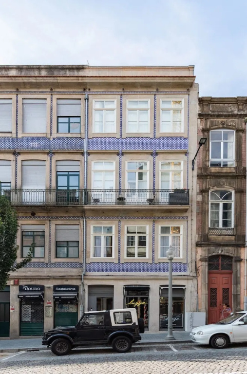 MZ By UNA Apartments
