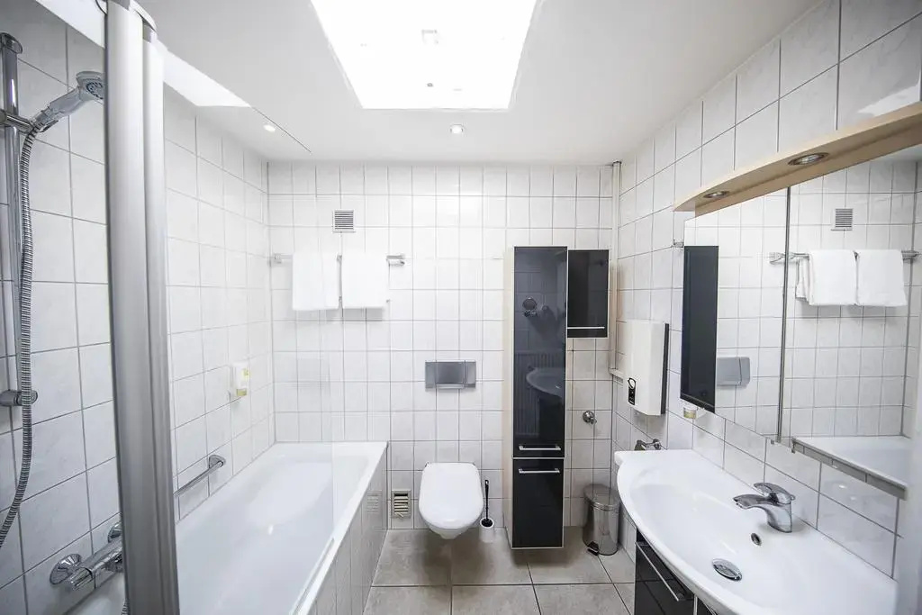 Dom Hotel Am Romerbrunnen - Général