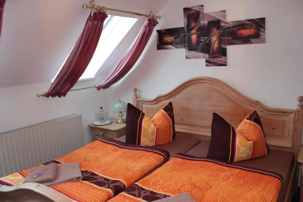 Hotel Stadt Pausa - Chambres