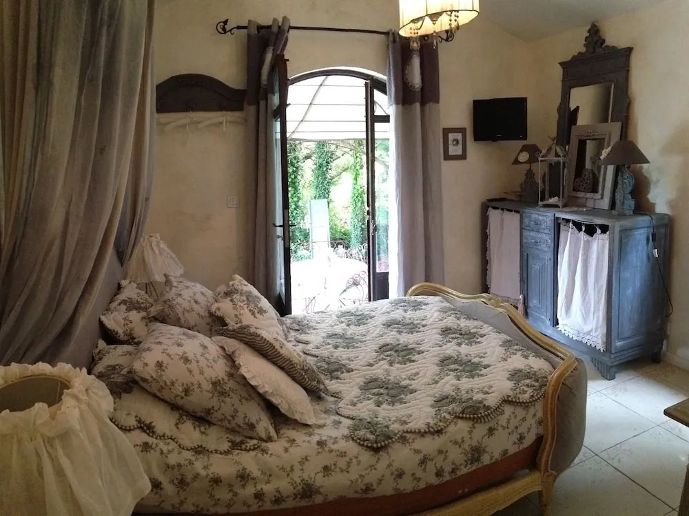 Comfort Double room with garden view (full double bed)