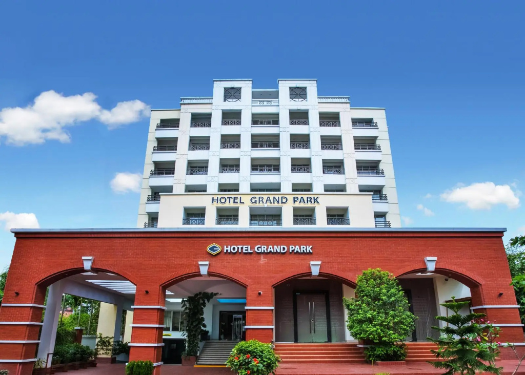 Hotel Grand Park