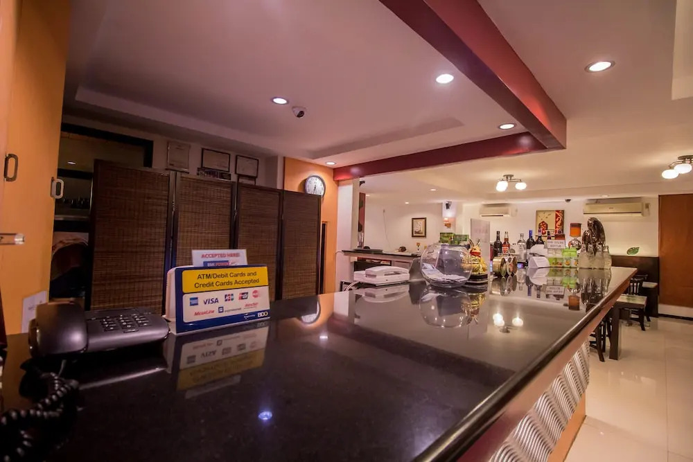 The Red Palm Suites and Restaurant — фото 2