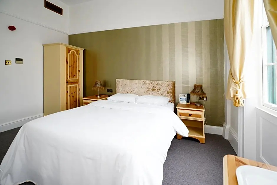 Three Queens Hotel - Chambres