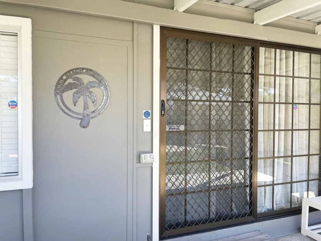 Bribie Beach Bungalow