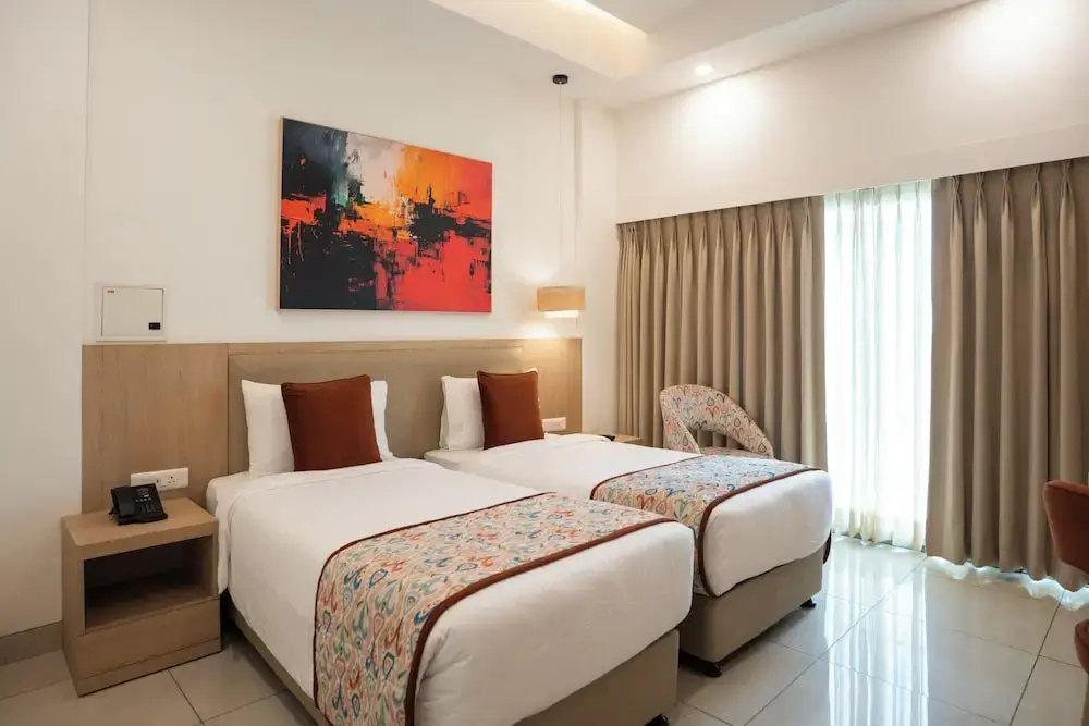 Double Studio with balcony (twin beds)