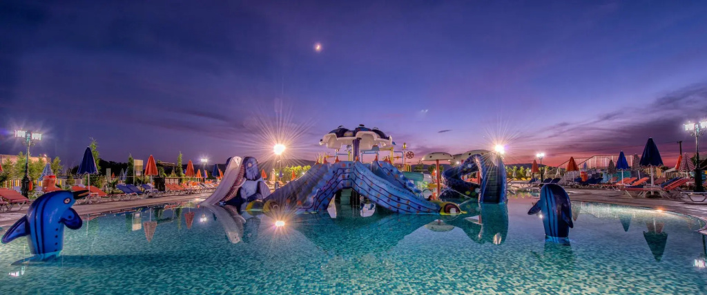 Caretta Beach Holiday Village