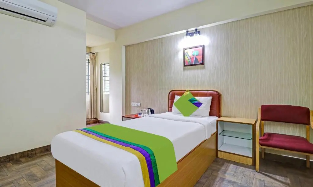 Treebo Akshaya Mayflower Vijaya Bank Layout - Chambres