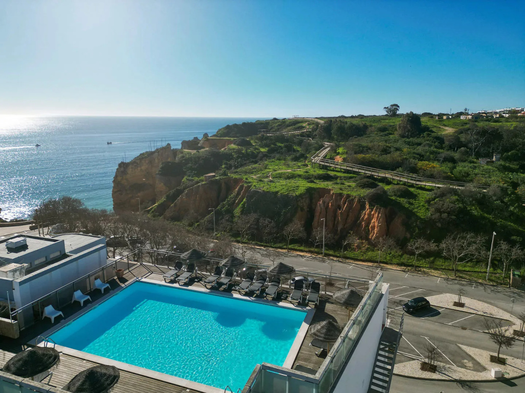 Carvi Beach Hotel - Général