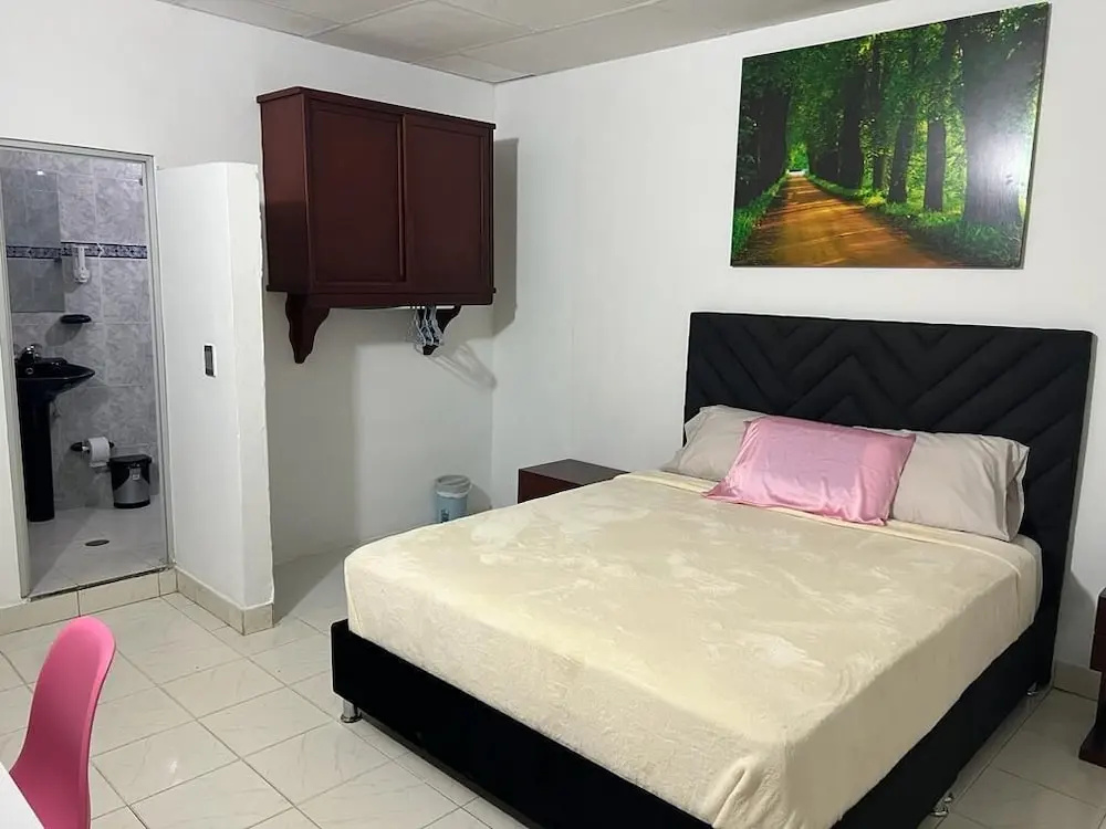 Economy room