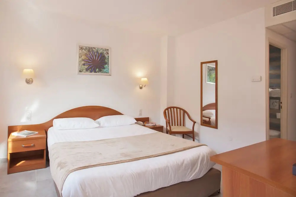 Standard Single room with city view