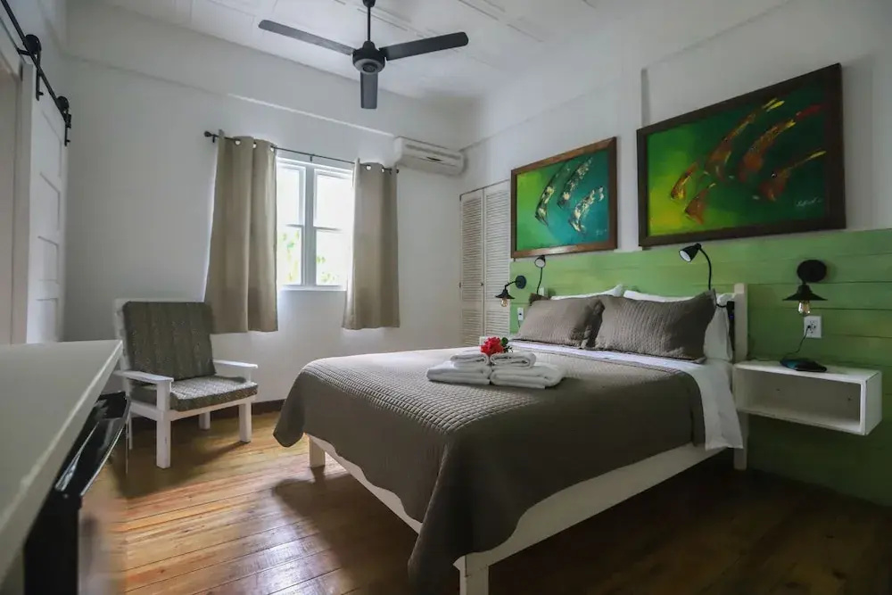 Treetops Hotel - Chambres