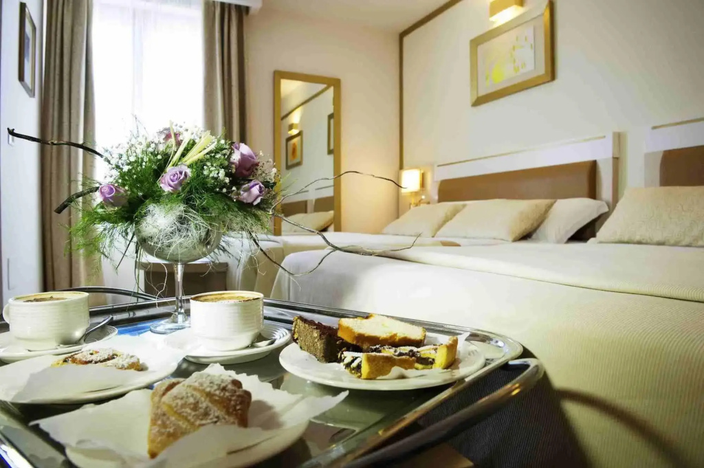 Hotel photo 11