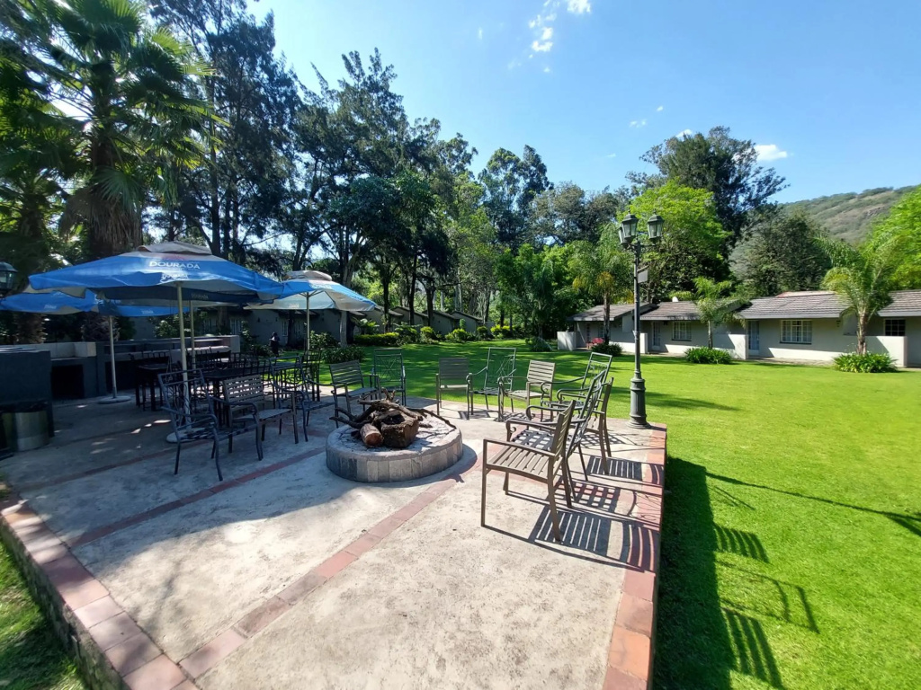 Wayside Lodge