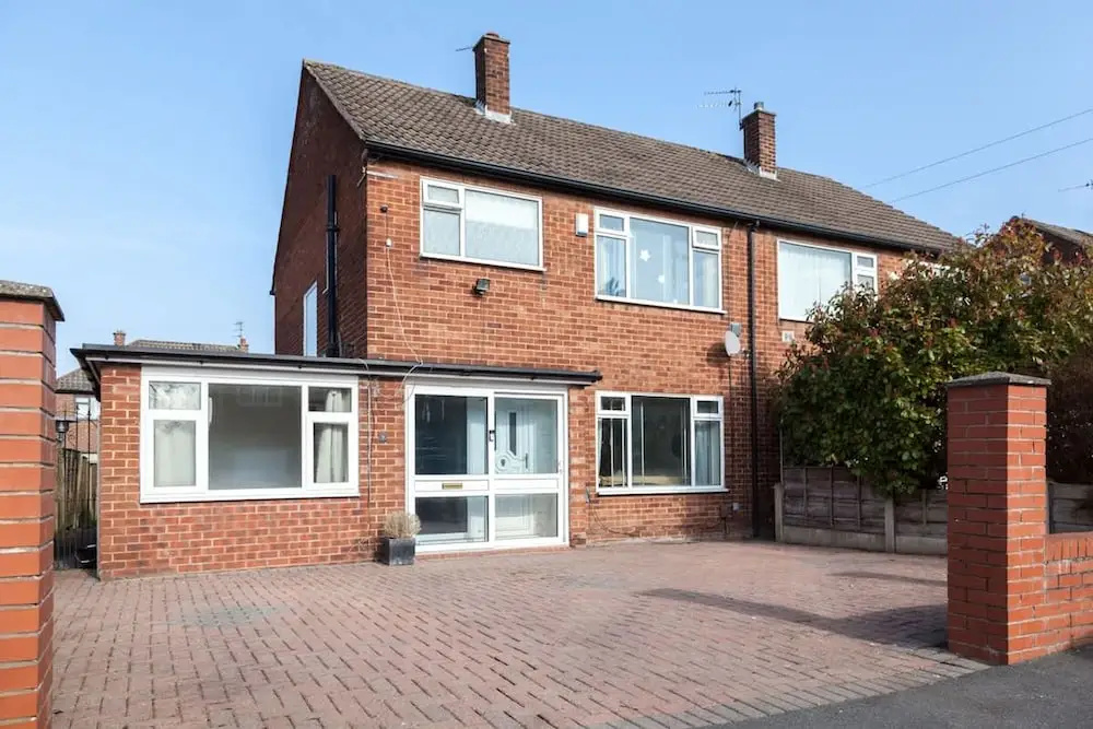 Perfect Booking 4 Bed Home Near City Airport